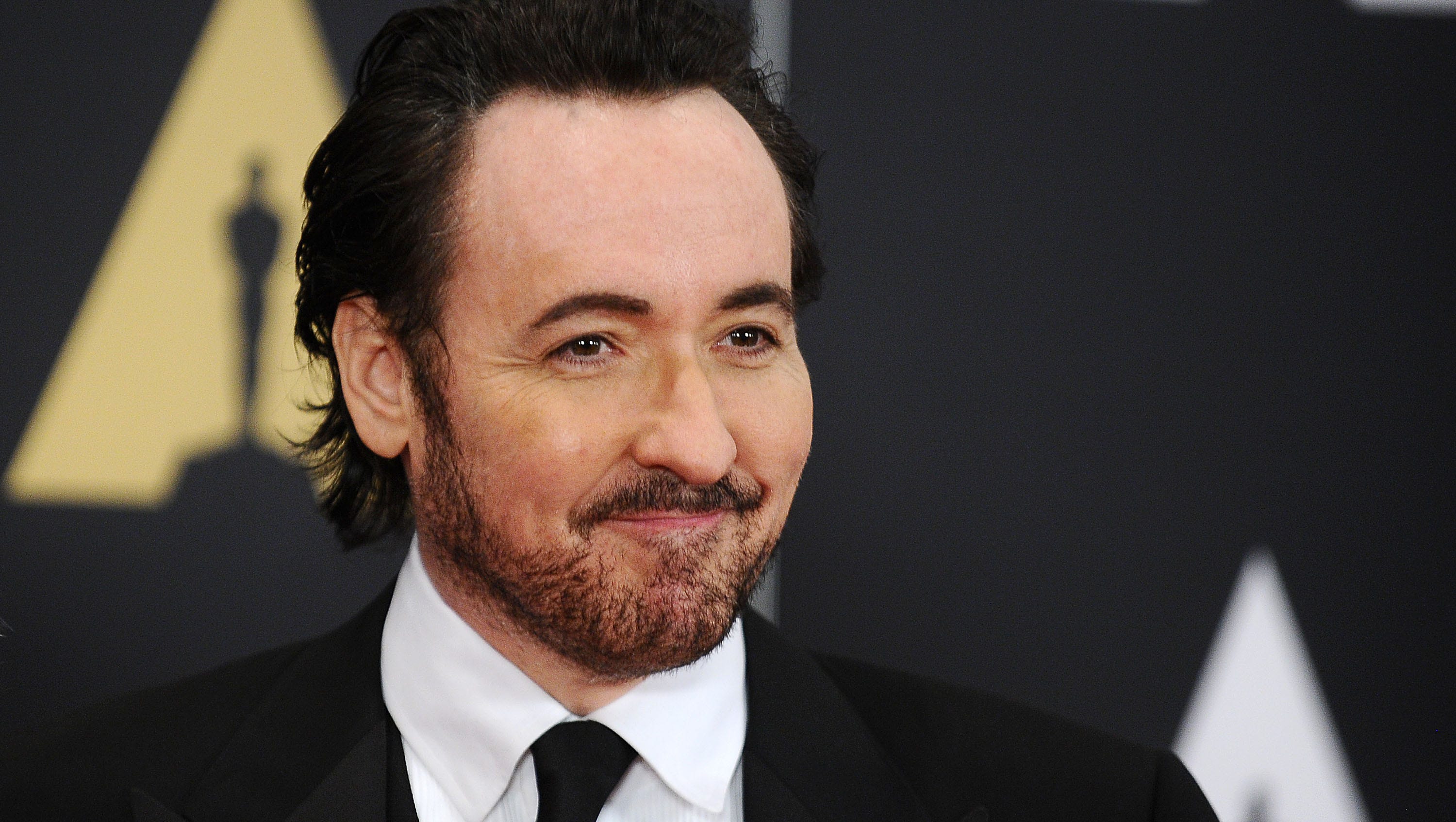 John Cusack retweeted anti-Semitic image, apologizes and blames 'bot'