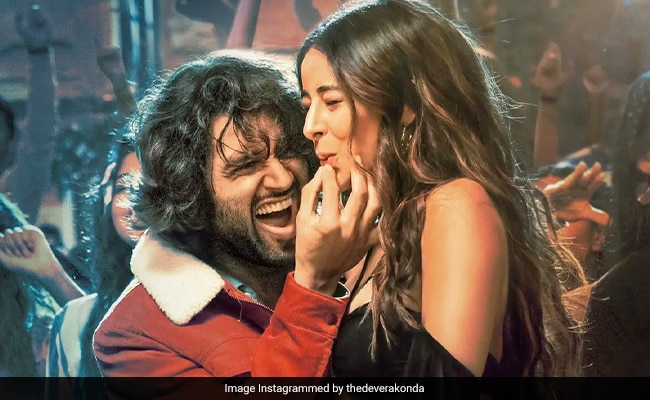 Liger Trailer Released: Puri Jagannadh's Action Film is All Set to Create Havoc in the Industry! 95 Vijay Deverakonda And Ananya Panday Tease Us With New Liger Update