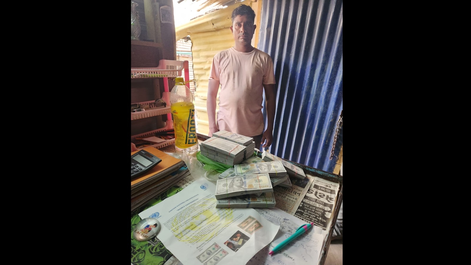 Ragpicker Discovers Mysterious Bag With Millions On Nagawara Railway Track, Bengaluru 89 Ragpicker finds package with $3 million, note on UN letterhead by railway tracks in Bengaluru, police suspect 'black dollar scam' | Bangalore News -