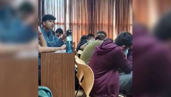 Manipal University Professor Calls Muslim Student 'Terrorist', He Hits Back 87 WATCH: Muslim student gives shut up call to Indian professor for calling him 'terrorist'