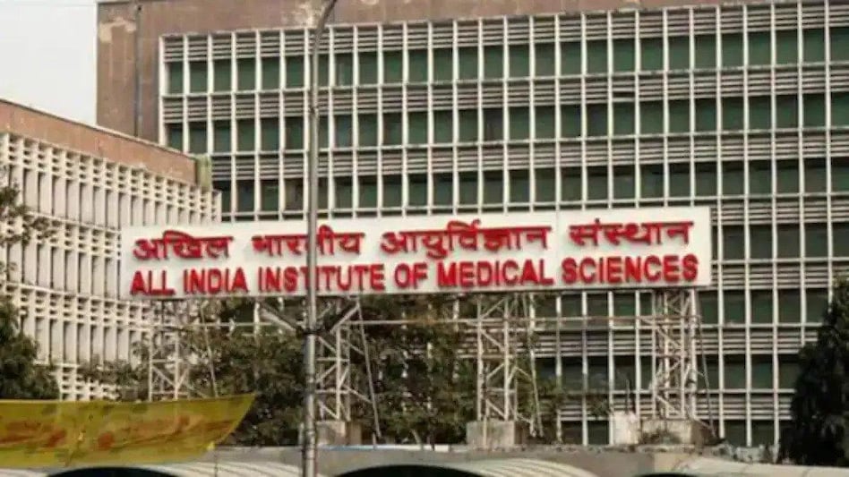 AIIMS Server Hacked. Hackers Allegedly Demand for Rs. 200 Crore Ransom, Police Refute The Reports 87 Internet access has reportedly been disabled on hospital computers based on the recommendations of the investigating agencies.