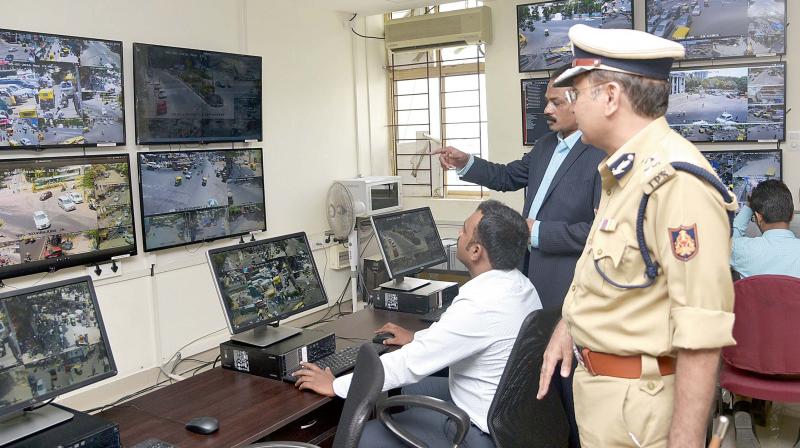 Bengaluru Police Southeastern Division Goes Fully Digital 93 Bengaluru cops evolve better system, traffic signals to get smarter