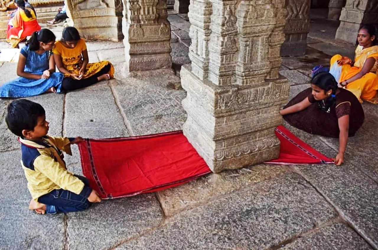Lepakshi 