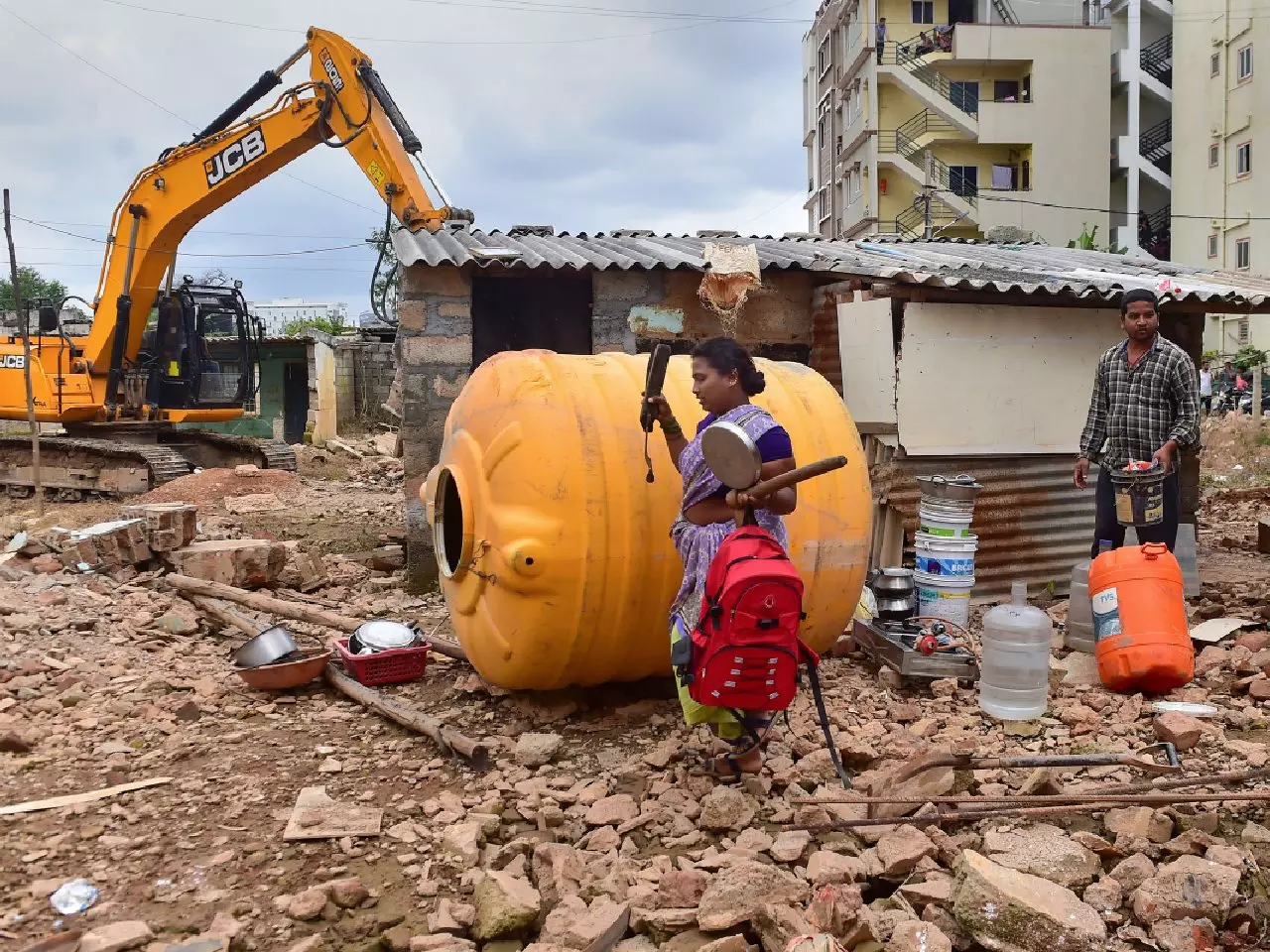 Bengaluru: Residents Call Out 'Bias' In Demolition Drive By BBMP! 99 BBMP demolition drive: Encroachments in Mahadevapura, Yelahanka, Nalapad Academy to be cleared today
