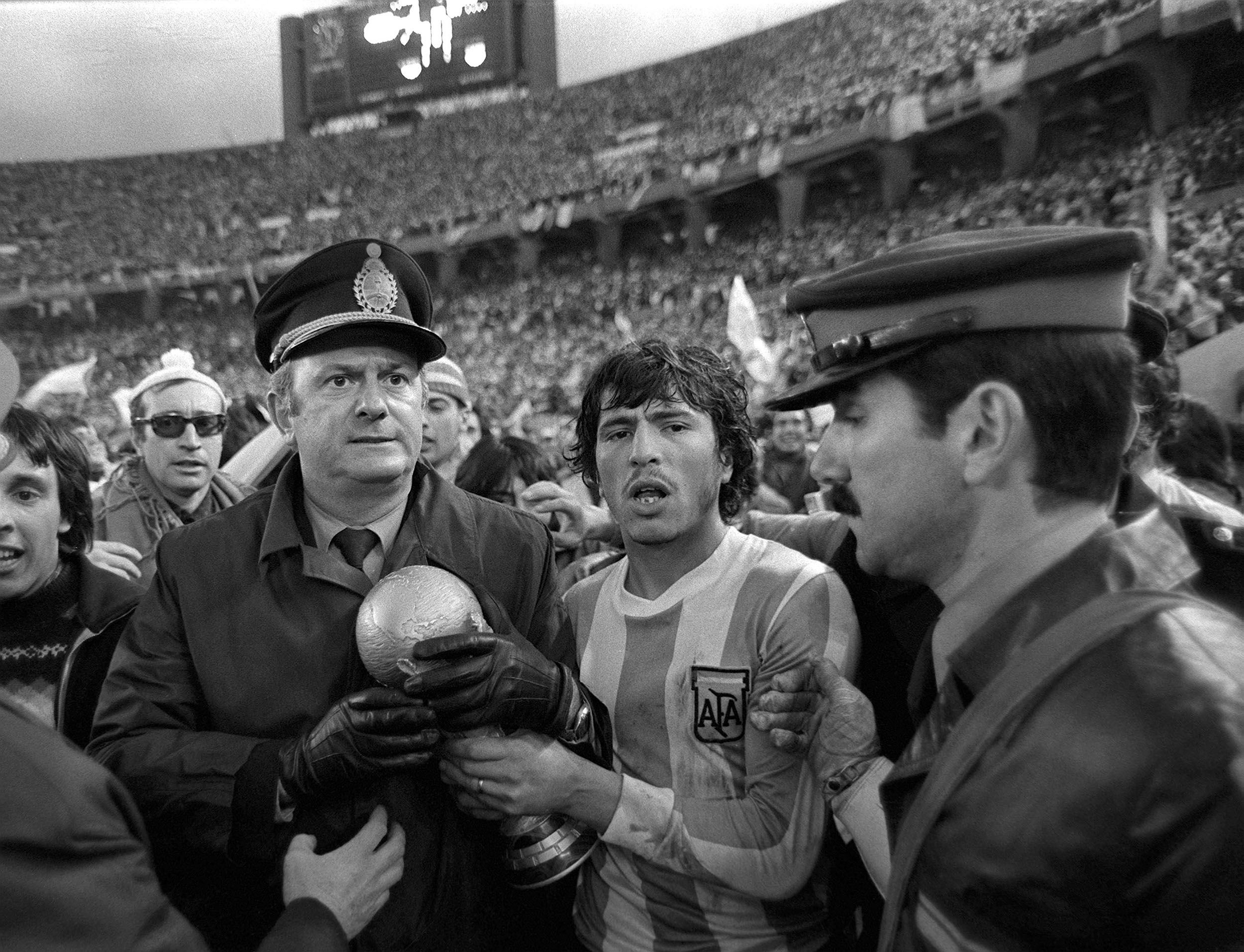 How Did A Bhopal Born Pakistani Help Argentina Win Their First Ever FIFA World Cup? 88 Remembering Argentina 1978: The Dirtiest World Cup Of All Time