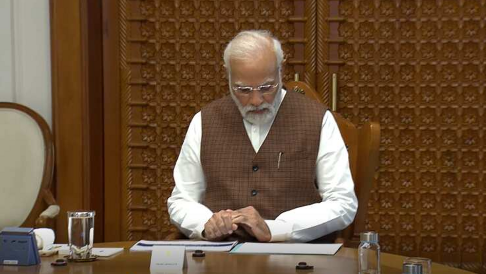 PM Modi chairs high-level review meeting on Covid situation, preparedness |  Latest News India - Hindustan Times