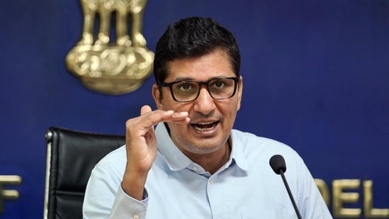 The Race for Delhi’s Top Spot: Who’s Set to Replace Kejriwal? 98 Centre 'spying' on AAP? Delhi minister Saurabh Bhardwaj says 'some people…' | Latest News Delhi - Hindustan Times