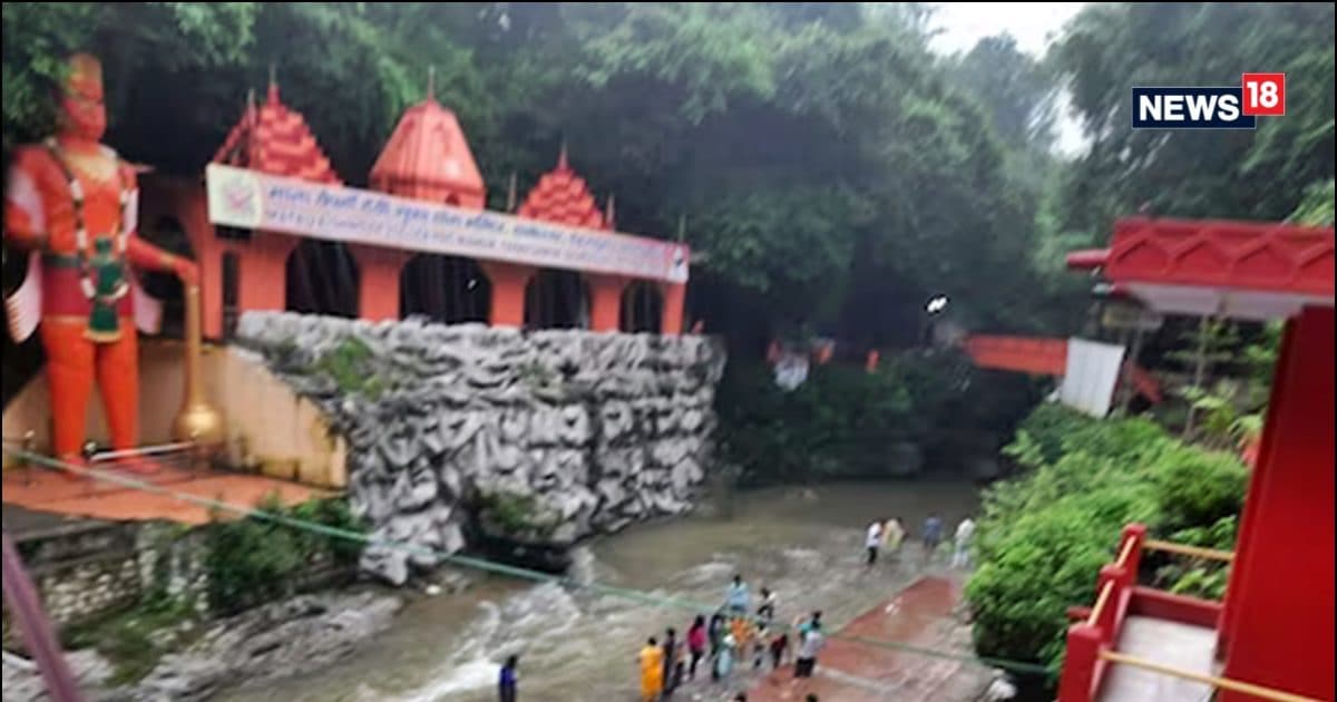 Uttarakhand Temples Impose A Dress Code : "The Ban Is In Accordance With Sanatan" 88 Trending news: Uttarakhand: Ban on entry of 'women and men wearing short clothes' in the temple - Hindustan News Hub