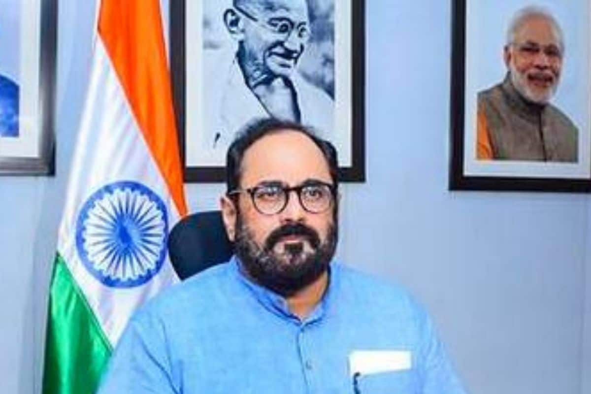 Centre Withdraws Data Protection Bill 2021, Vows to Come Back with a More comprehensive Law 95 New Minister Rajeev Chandrasekhar Loses Blue Tick on Twitter, Change of Handle Name to Blame