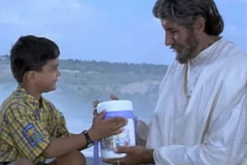 Sooryavansham’s Repeat Telecasts On Set Max Irks Man, He Writes Letter To TV Channel 88 Man, Frustrated With Frequent Telecast of Amitabh Bachchan's Sooryavansham, Writes to Channel
