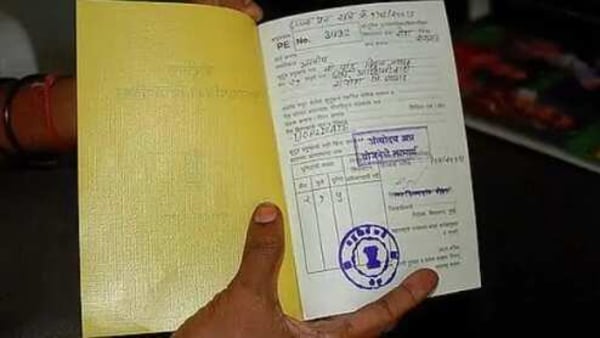 Own a TV or fridge or 2 wheeler in Karnataka? Surrender BPL cards or face  action | 