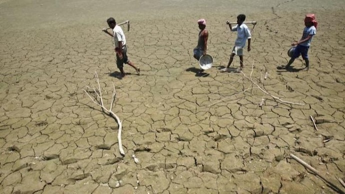 Karnataka Declares 195 Taluks As Severely Drought 87 Karnataka