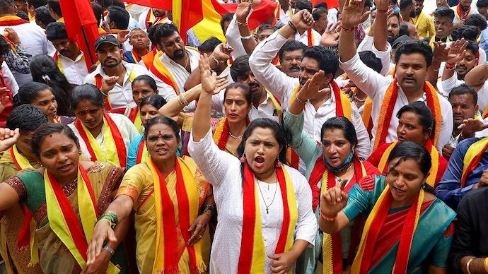 Why Is Mandya Observing A Bandh Today 91 Farmers' and pro-Kannada outfits observe bandh in Mandya over Cauvery water sharing - India Today
