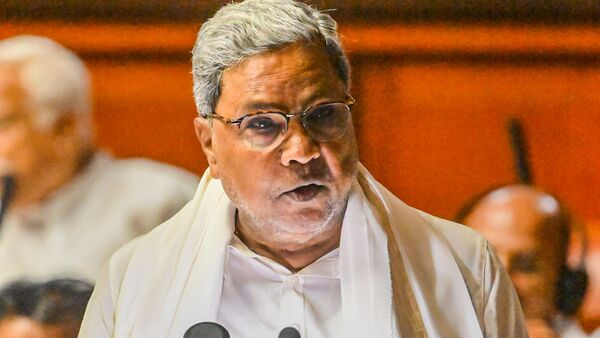 Karnataka Declares 195 Taluks As Severely Drought 88 Karnataka