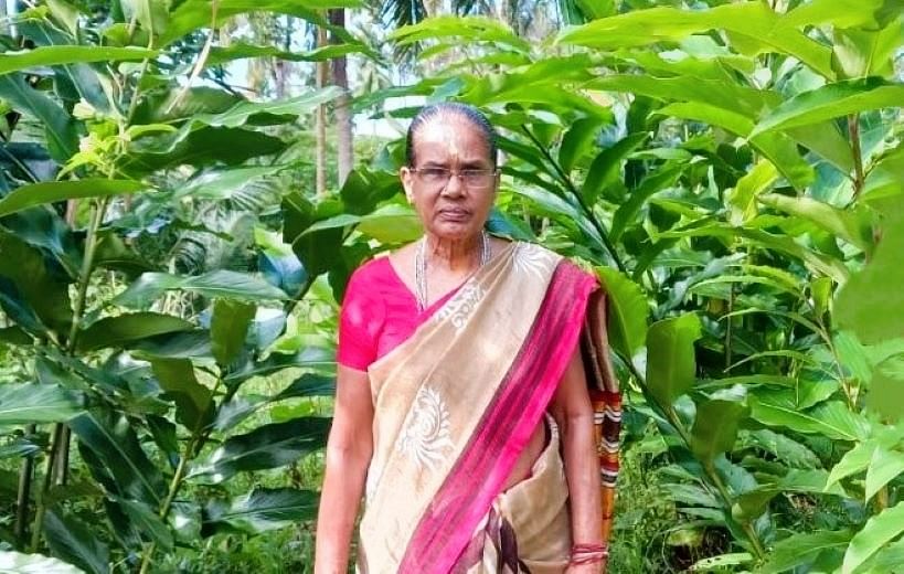 Nariyal Amma: Kamachi Chellammal's Green Revolution Earns Padma Shri Recognition 87 Kamachi Chellammal aka 'Nariyal Amma' Honoured with Padma Shri Award