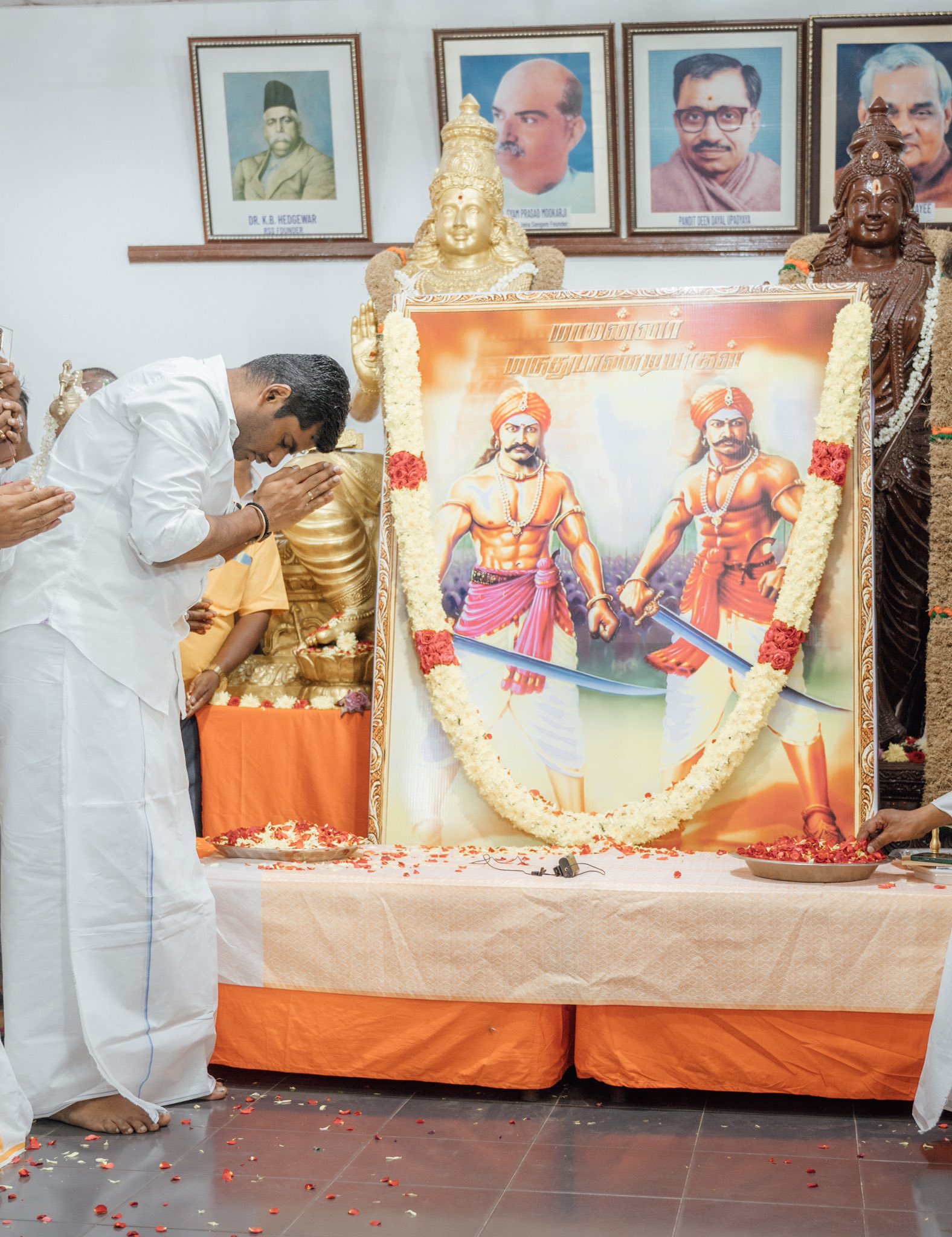 The Story Of Imaginary Uri And Nanji Gowda Who 'Killed' Tipu Sultan : BJP's Top Brass Root For These Fictional Characters 89 Image
