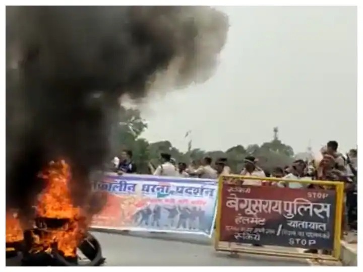 Army Aspirants' Protests Over Agnipath Scheme Turn Violent 95 Agnipath Scheme: Violent Protest Erupts In Bihar & Other States Over Military Recruitment Scheme