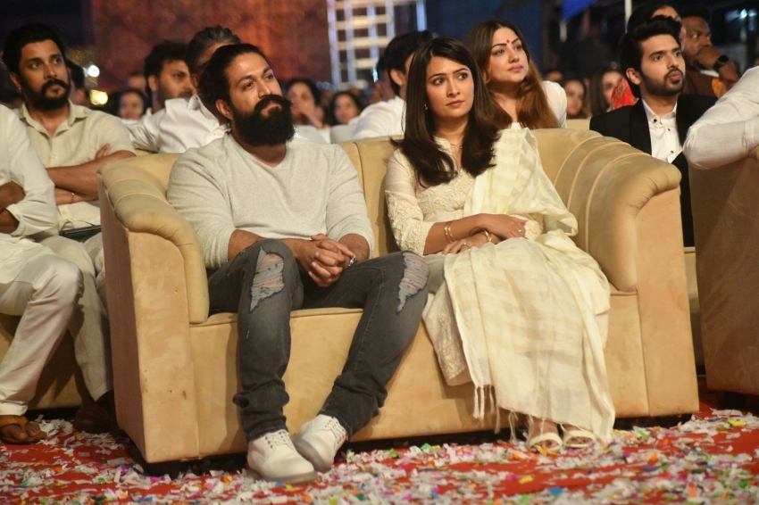 Puneetha Parva: A Star Studded Celebration of 'Appu' Culminates Beautifully 146 Puneeth Parva Event In remembering of Dr. Puneeth Rajkumar Photos