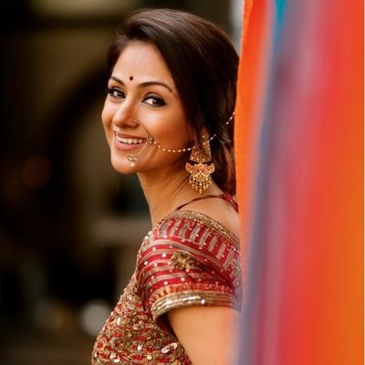 Meet Actress Simran Who Played The Role Of Meena Narayanan, Nambi Narayanan's Wife in 'Rocketry' 99 Simran (@SimranbaggaOffc) / Twitter