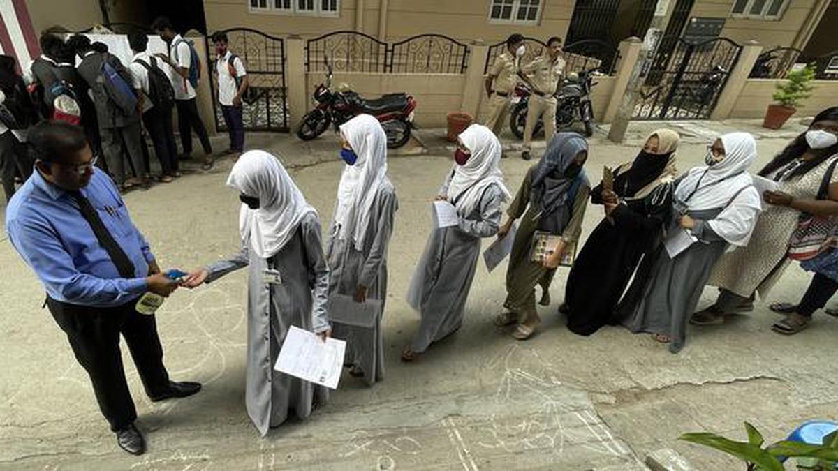 Karnataka Examination Authority Allows Hijab In Recruitment Exams Amidst Controversy 88 Hijab not restricted in exam centre in Karnataka: KEA -