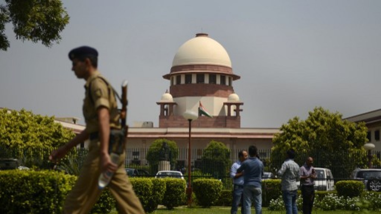 2016's Demonetization Move Upheld By Supreme Court! Here's How The Nation Reacted 87 Supreme Court to hear petitions challenging demonetization today