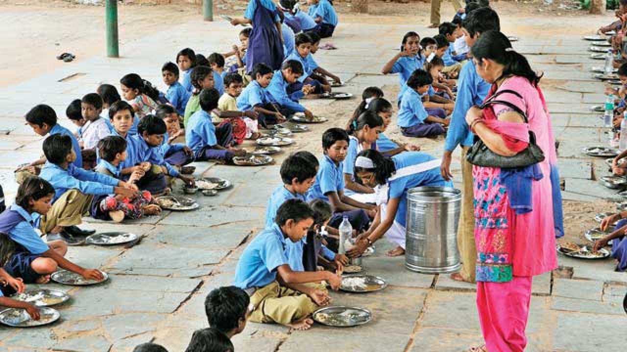 Committee Formed In Bengaluru To Improve Mid-Day Meal Quality 88 Soon, a change of menu for mid-day meals