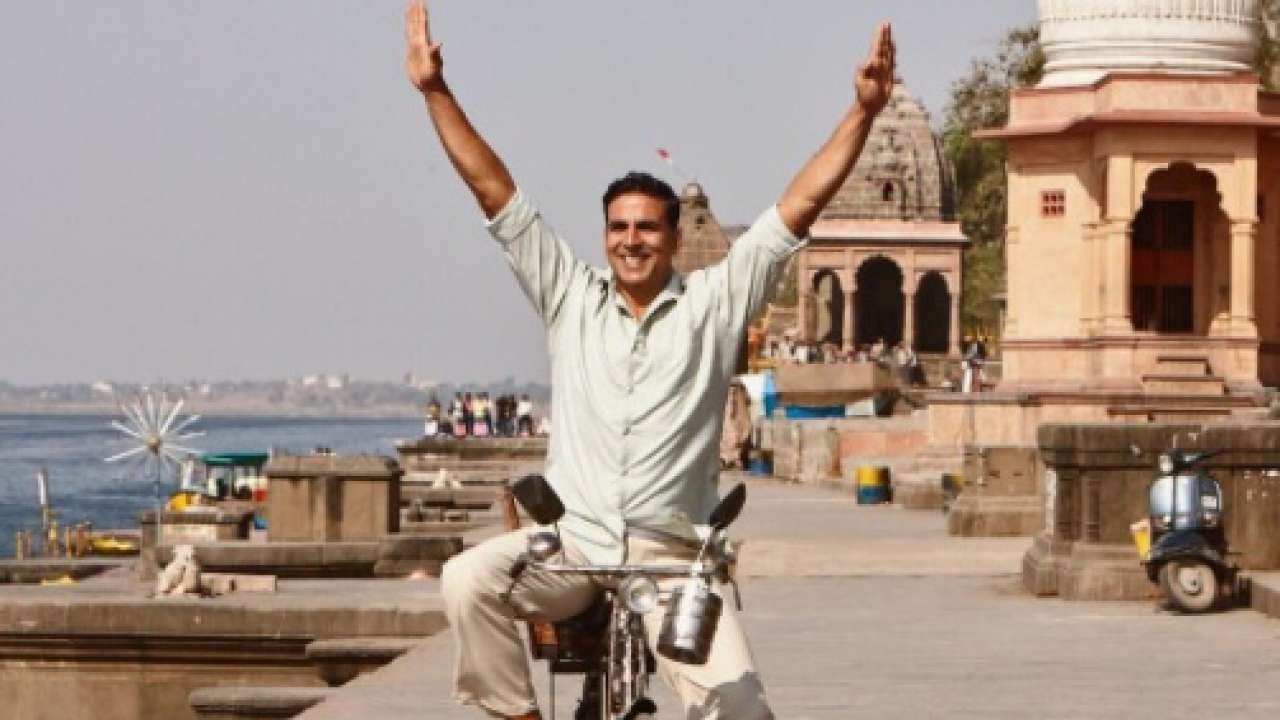 This Is Why Akshay Kumar Is Failing At The Box Office! 88 PadMan| Akshay Kumar recalls the scene when he wore pink panties with the pad