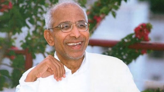 Sri Siddheshwar Swami Dies At The Age Of 81 : Tributes Pour In 87 Siddheshwar Swami of Jnanayogashrama passes away | Deccan Herald