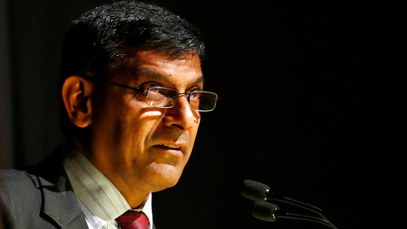 Raghuram Rajan Warns India Of 'Hindu Rate Of Growth' : All You Need To Know 87 India is 'dangerously close' to Hindu rate of growth: Raghuram Rajan