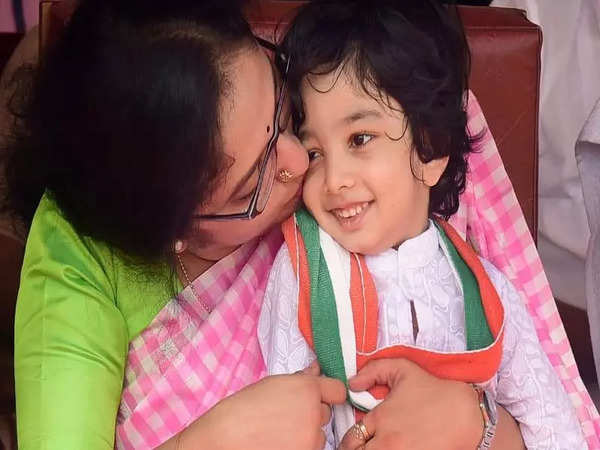 Kerala woman IAS officer brings child to public function