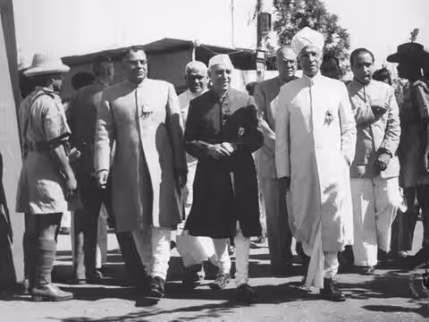 Nehru 