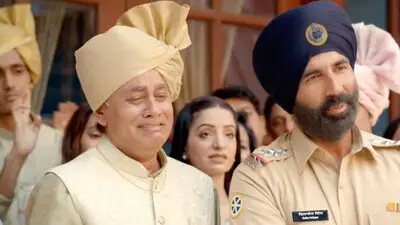 Nitin Gadkari Faces Backlash Over Road Safety Advertisement 89 Akshay Kumar's Road Safety Slammed For Allegedly Promoting Dowry, Gets Called 'Disgusting, Problematic'