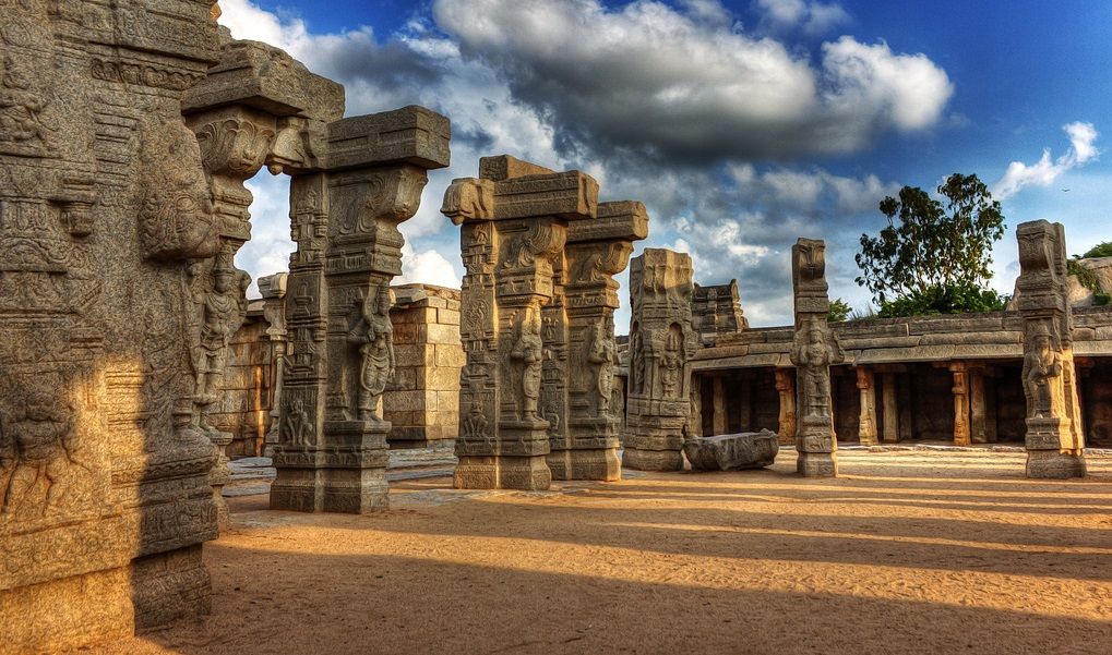 What Is The Real Mystery Behind The Hanging Pillar At Lepakshi 92 Lepakshi