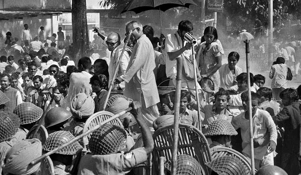 The Indian Emergency: A Dark Chapter in History and Its Impact on Democracy and Society 88 The Darkest Days - 1975 Emergency. | KnowLaw