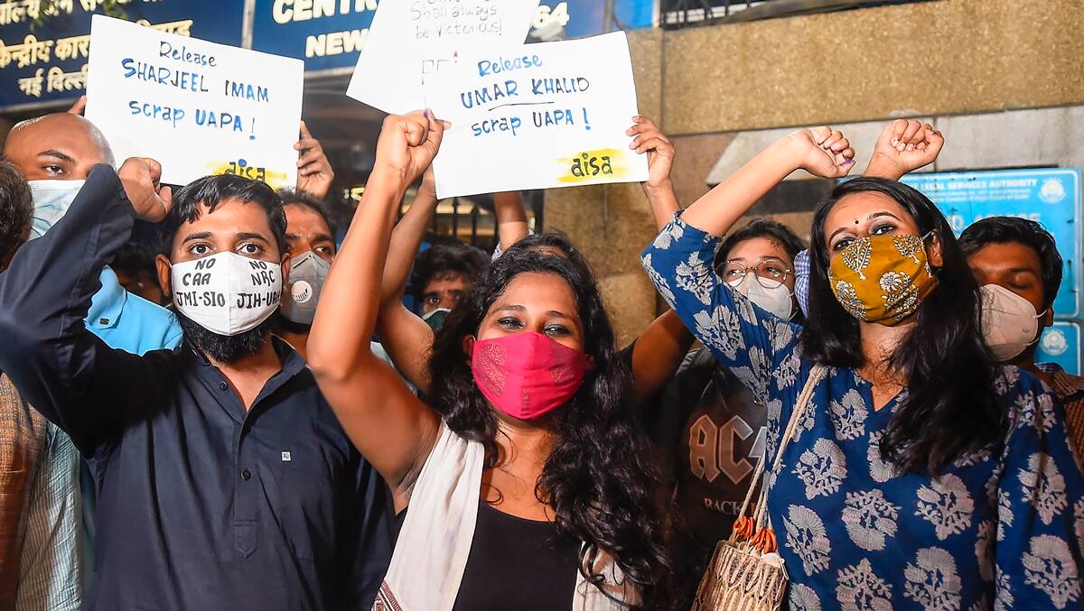 Delhi activists