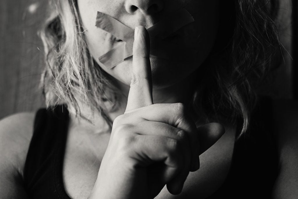 Political Correctness – A Parallel Justice System? 88 pexels kat jayne 568025