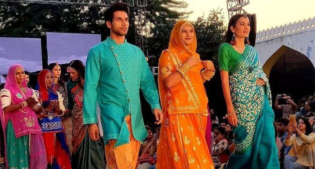 Story of Rumi Devi, From Class 8 Dropout To Speaker At Harvard 94 Rajasthani women stitch their way to high fashion - Kractivism