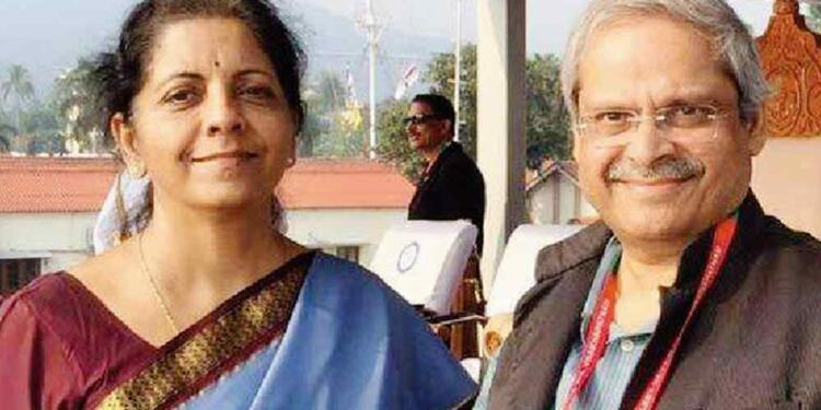 Lesser Known Facts About Nirmala Sitharaman : Most Powerful Indian Woman! 90 Nirmala Sitharaman's husband Parakala Prabhakar Biography - Tfipost.com
