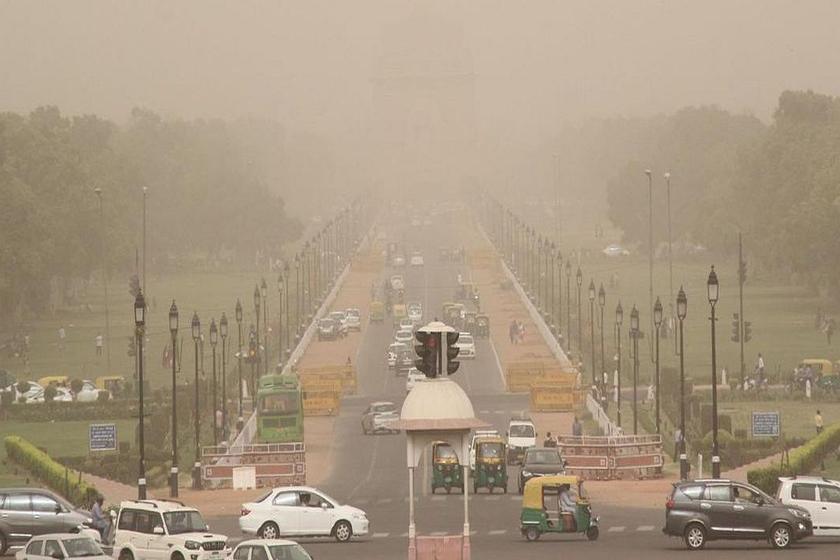 Delhi's Air Quality Deteriorates Post-Diwali, Minimum Temperature Drops 88 Delhi