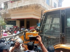 Afreen Fatima's House Razed By Authorities; Activists And Lawyers Cry Foul 87 The house being demolished by authorities image source News Jani
