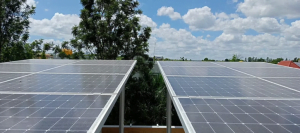 Here's How A Couple Achieved Sustainable Living With 0 Electricity Bills 90 the solar panels
