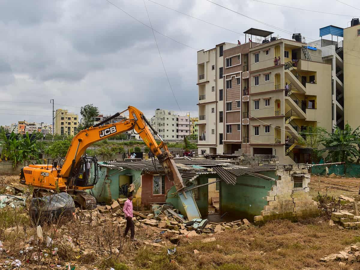 Bengaluru: Residents Call Out 'Bias' In Demolition Drive By BBMP! 101 Big names on Bengaluru demolition list spark discrimination cries
