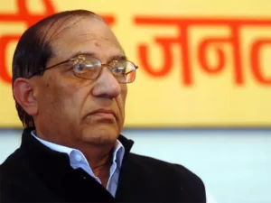 BJP Moves To Suspend Rahul Gandhi. Is It Legal ? Scroll To Know The Details 92 Rahul Gandhi